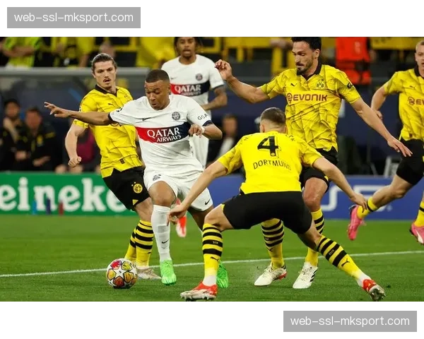 赛后速递：姆巴佩任意球直接破门，帮助巴黎圣日耳曼绝平对手