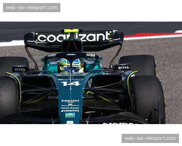 虚拟安全车下的策略博弈：梅赛德斯双车进站，法拉利按兵不动