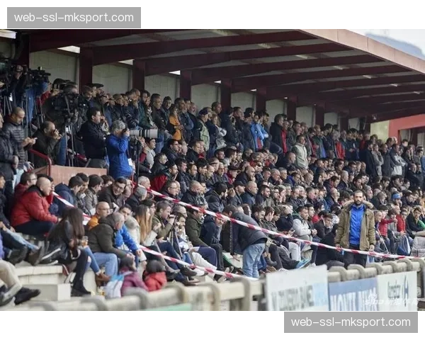 报告显示西甲上赛季全球电视观众人数增长5% 报告显示西甲上赛季全球电视观众人数增长5%